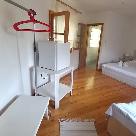 Hétvégi ház Mare Monte Kazaviti